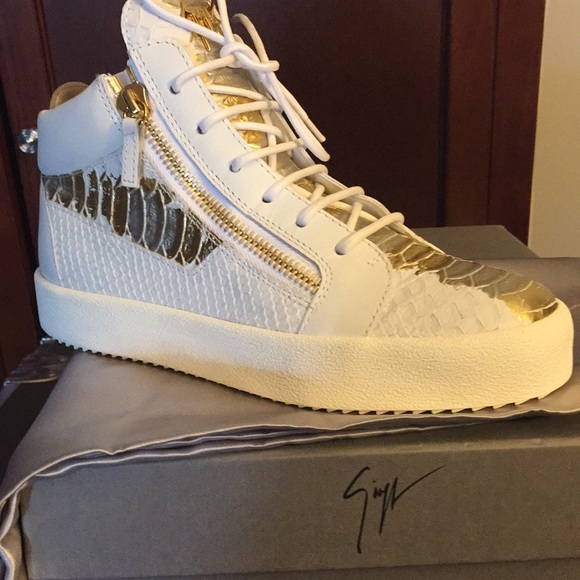 DESIGNER GIUSEPPE ZANOTTI BRAND NEW SIZE 9 - Picture 7 of 8